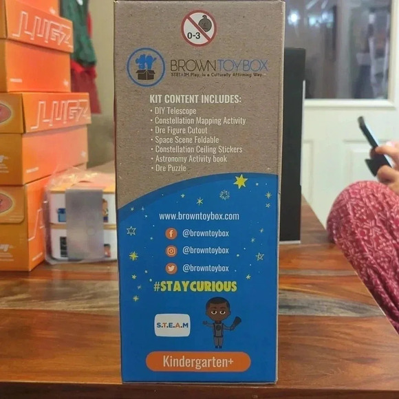 BROWN TOY BOX DADISI ACADEMY DRE/ASTRONOMY STEAM KIT - Picture 3 of 4